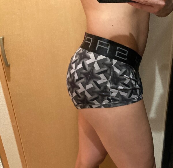 いっぱい触ってもらえるお尻になれるよう頑張ってます！