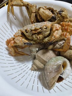 かにを食べました