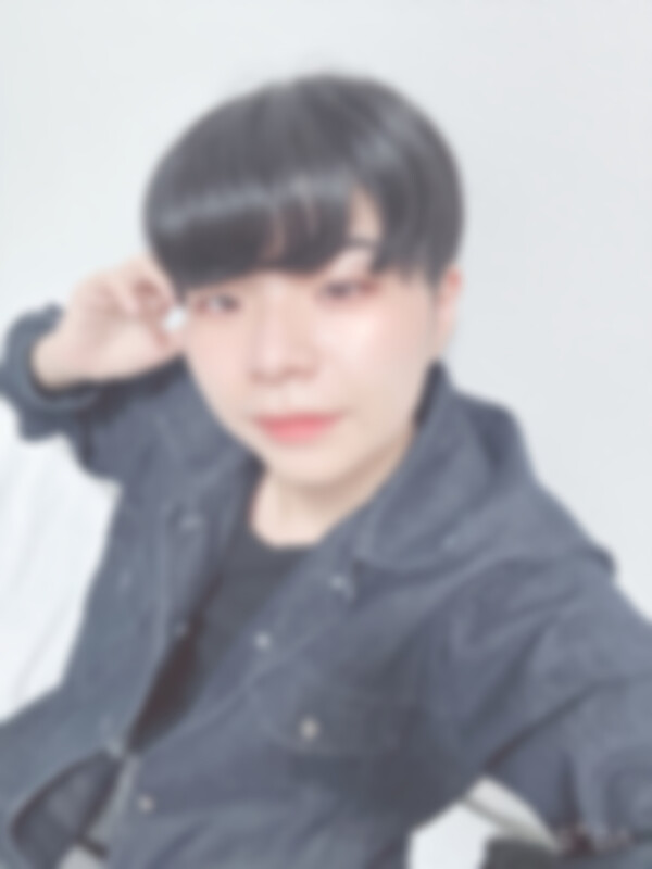 髪型をマッシュにしてみました💇