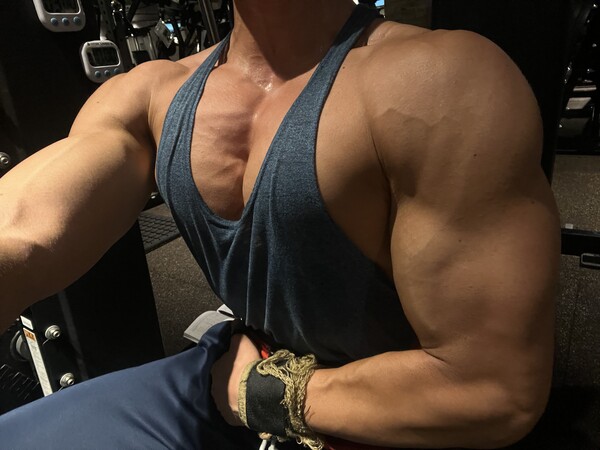 胸のトレーニング！