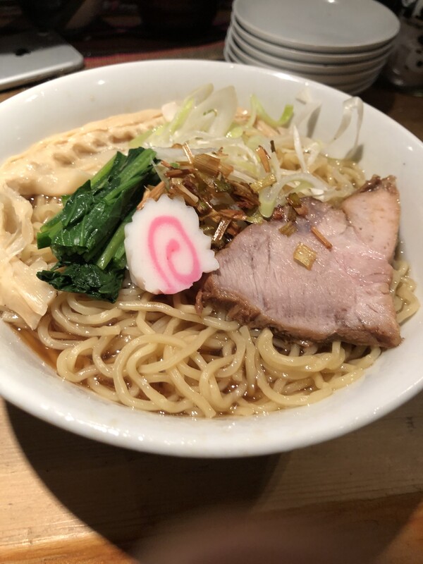 醤油ラーメンうまし！