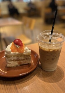 明日のご指名が入ったので本日はお休みします🙇‍♂️