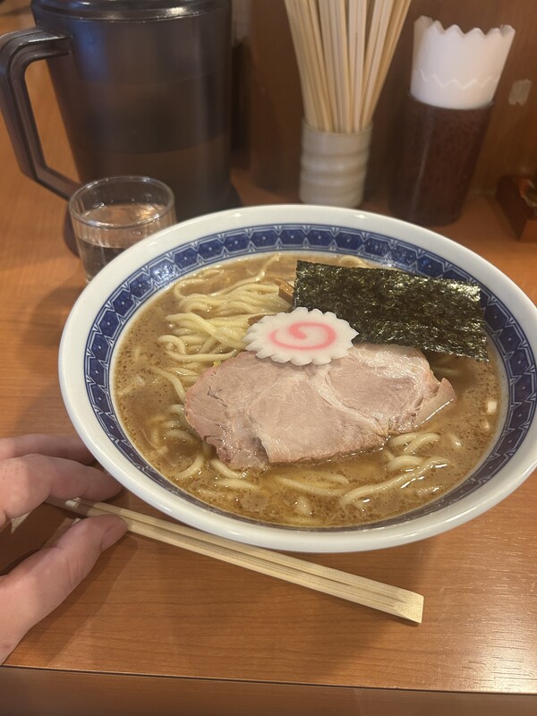 今日はラーメン食べたよ〜！