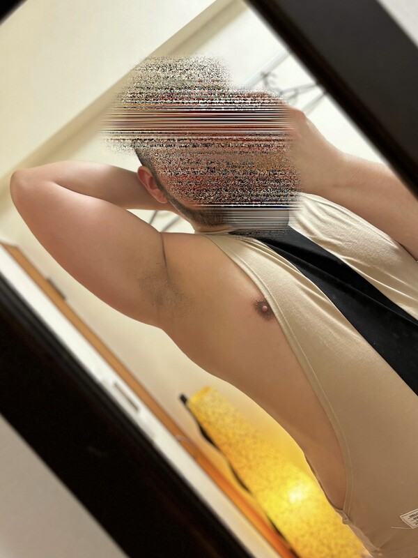 脇毛を剃ってみた