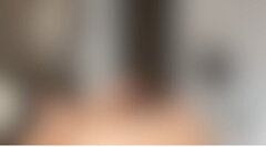 今日出勤してます！