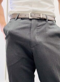 もっこりスーツ出勤